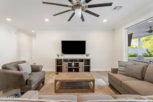 3401 N 34th Pl, Phoenix, AZ 85018 - Photo 5