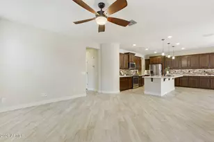 10304 E Tupelo Ave, Mesa, AZ 85212 - Photo 17