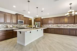 10304 E Tupelo Ave, Mesa, AZ 85212 - Photo 9
