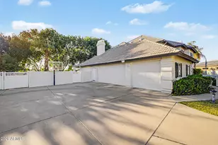 4402 E Indigo Bay Dr, Gilbert, AZ 85234 - Photo 7