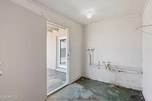 4421 N 71st Dr, Phoenix, AZ 85033 - Photo 25