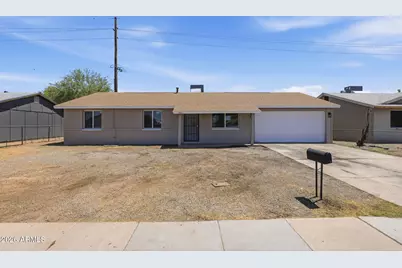4421 N 71st Drive, Phoenix, AZ 85033 - Photo 1