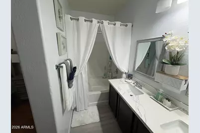 7726 W Pipestone Place, Phoenix, AZ 85035 - Photo 21