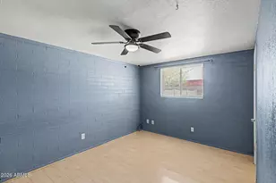 4002 N 64th Dr, Phoenix, AZ 85033 - Photo 13