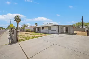 4002 N 64th Dr, Phoenix, AZ 85033 - Photo 5