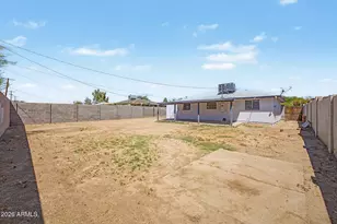 4002 N 64th Dr, Phoenix, AZ 85033 - Photo 21
