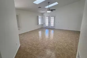 4421 E Desert Wind Dr., Phoenix, AZ 85044 - Photo 3
