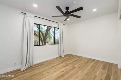 5818 E Oak Street, Scottsdale, AZ 85257 - Photo 23