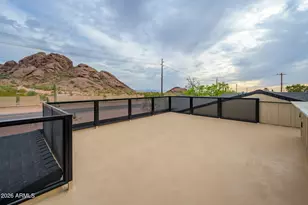 5818 E Oak St, Scottsdale, AZ 85257 - Photo 33