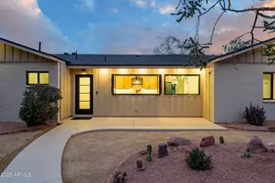 5818 E Oak St, Scottsdale, AZ 85257 - Photo 9