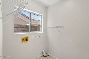 2335 E Sherri Dr, Gilbert, AZ 85296 - Photo 29