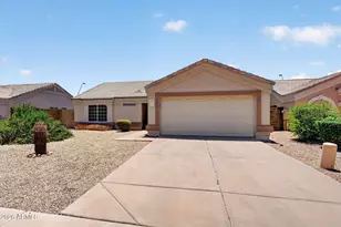 2335 E Sherri Dr, Gilbert, AZ 85296 - Photo 3