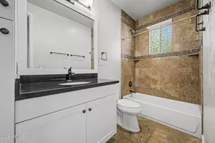 4005 E Osborn Rd, Phoenix, AZ 85018 - Photo 17