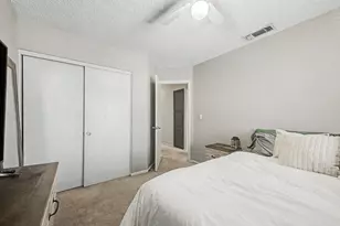 761 E Rosemonte Dr, Phoenix, AZ 85024 - Photo 29
