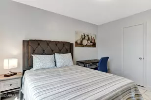 1524 E Broadmor Dr, Tempe, AZ 85282 - Photo 35