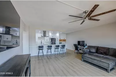 207 W Clarendon Avenue #14A, Phoenix, AZ 85013 - Photo 11