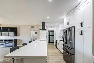 207 W Clarendon Ave, Phoenix, AZ 85013 - Photo 5