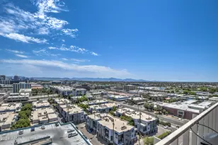 207 W Clarendon Ave, Phoenix, AZ 85013 - Photo 25