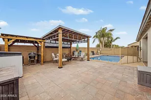 744 W Desert Hollow Dr, San Tan Valley, AZ 85143 - Photo 19