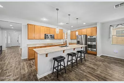 744 W Desert Hollow Drive, San Tan Valley, AZ 85143 - Photo 5