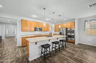 744 W Desert Hollow Dr, San Tan Valley, AZ 85143 - Photo 5