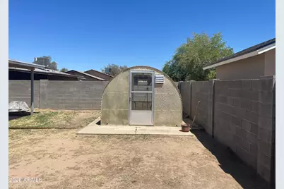 7965 W Montecito Avenue, Phoenix, AZ 85033 - Photo 5