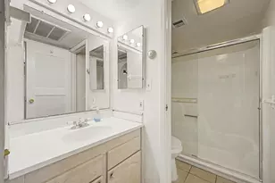 3033 E Devonshire Ave, Phoenix, AZ 85016 - Photo 23