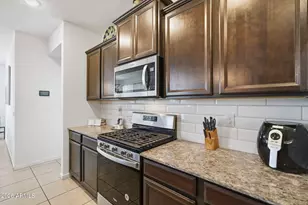 40579 W Jenna Ln, Maricopa, AZ 85138 - Photo 9