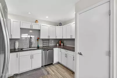 8558 E Indian School Road #F, Scottsdale, AZ 85251 - Photo 13