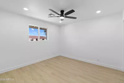 231 W Winston Drive, Phoenix, AZ 85041 - Photo 13