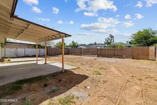 231 W Winston Dr, Phoenix, AZ 85041 - Photo 15