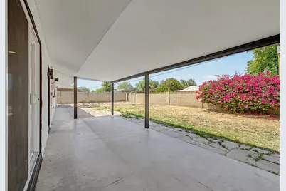 8730 E Rancho Vista Drive, Scottsdale, AZ 85251 - Photo 25