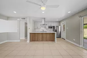 8730 E Rancho Vista Dr, Scottsdale, AZ 85251 - Photo 9