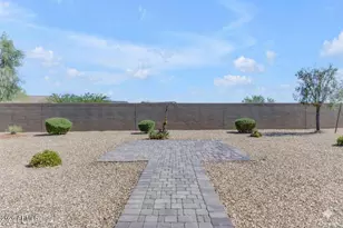 18076 W Redwood Ln, Goodyear, AZ 85338 - Photo 21