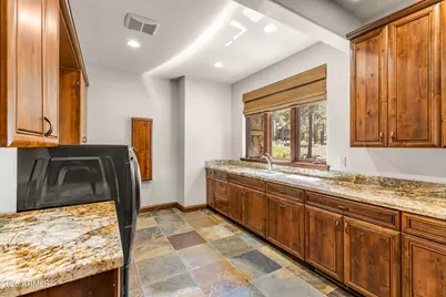 2398 E Del Rae Drive, Flagstaff, AZ 86005 - Photo 37