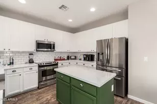 32 W Desert Vista Trail, San Tan Valley, AZ 85143 - Photo 11