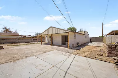 2031 N 37th Drive, Phoenix, AZ 85009 - Photo 35