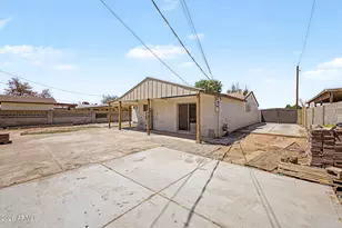 2031 N 37th Dr, Phoenix, AZ 85009 - Photo 31