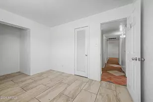 2031 N 37th Dr, Phoenix, AZ 85009 - Photo 23