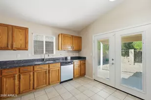 2074 S Lawther Dr, Apache Junction, AZ 85120 - Photo 11