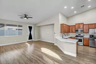 14456 W Boca Raton Rd, Surprise, AZ 85379 - Photo 11