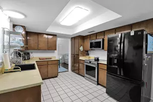 2420 W Mandalay Ln, Phoenix, AZ 85023 - Photo 19