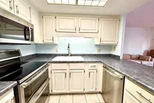 10330 W Thunderbird Blvd, Sun City, AZ 85351 - Photo 7