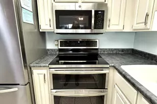 10330 W Thunderbird Blvd, Sun City, AZ 85351 - Photo 5