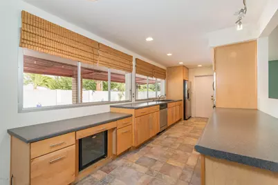10832 N 38th Street, Phoenix, AZ 85028 - Photo 9