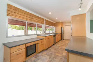 10832 N 38th St, Phoenix, AZ 85028 - Photo 9