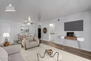 10444 N 69th St, Paradise Valley, AZ 85253 - Photo 1