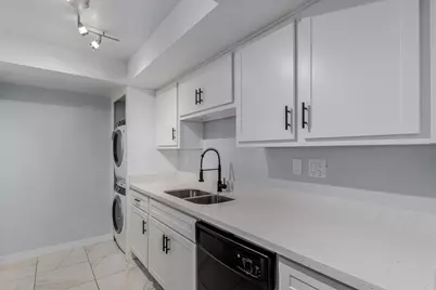 10444 N 69th Street #Apt 206, Paradise Valley, AZ 85253 - Photo 7