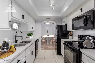 10444 N 69th Street #Apt 206, Paradise Valley, AZ 85253 - Photo 5