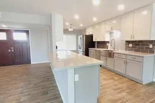 14014 N Cameo Dr, Sun City, AZ 85351 - Photo 7